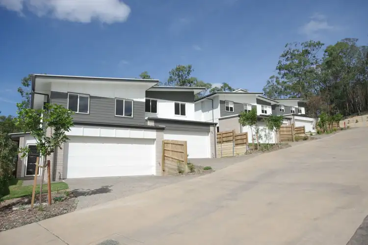 2/23 Oakwood Court, Pimpama QLD 4209