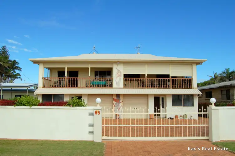 Sixth view of Homely unit listing, Unit 2/95 SEA Esplanade, Burnett Heads QLD 4670