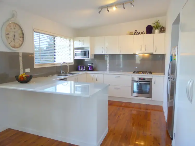 Fourth view of Homely house listing, 104 Eversleigh Rd, Scarborough QLD 4020