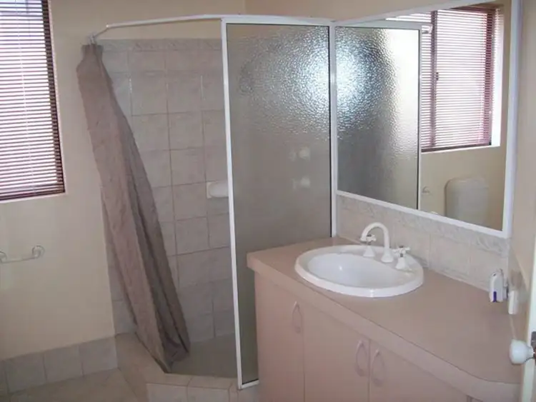 Sixth view of Homely unit listing, 4/5 Wittenoom Street, Bunbury WA 6230