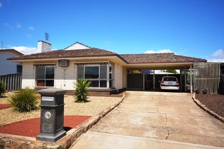 28 Sharpley Avenue, Stawell VIC 3380