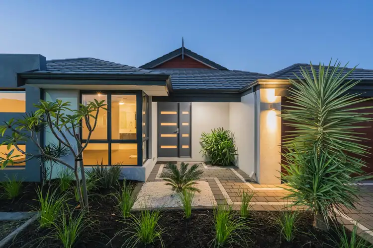Fourth view of Homely house listing, 6 Pierre Bend, Ellenbrook WA 6069
