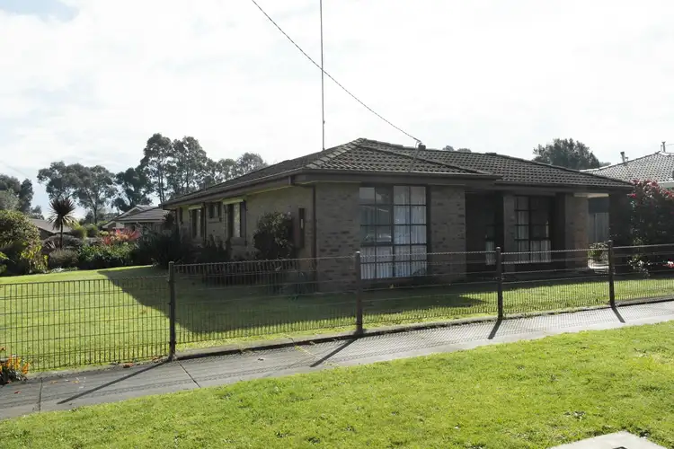 Second view of Homely house listing, 9 Skipton Court, Traralgon VIC 3844