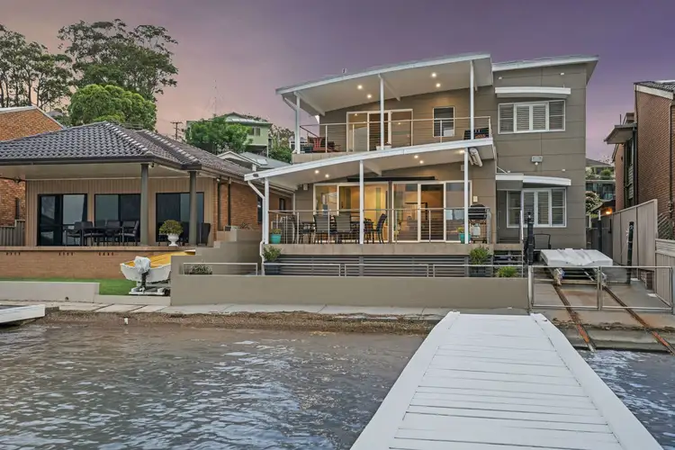 13 Paroo Avenue, Eleebana NSW 2282