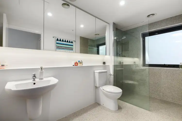 Fourth view of Homely retirement listing, 4/88 Orrong Road, Elsternwick VIC 3185