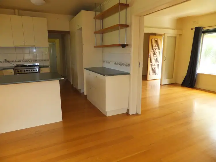 Sixth view of Homely house listing, 31 McKean Street, Bairnsdale VIC 3875