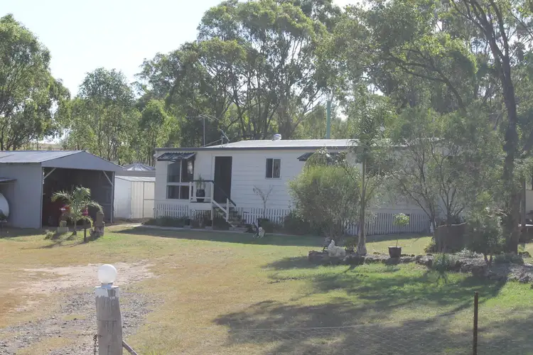 223 Kirklands Road, Deuchar QLD 4362