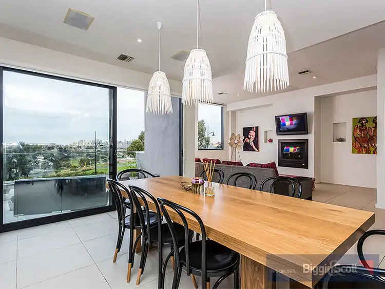 Fifth view of Homely house listing, 3 Skyline Drive, Maribyrnong VIC 3032
