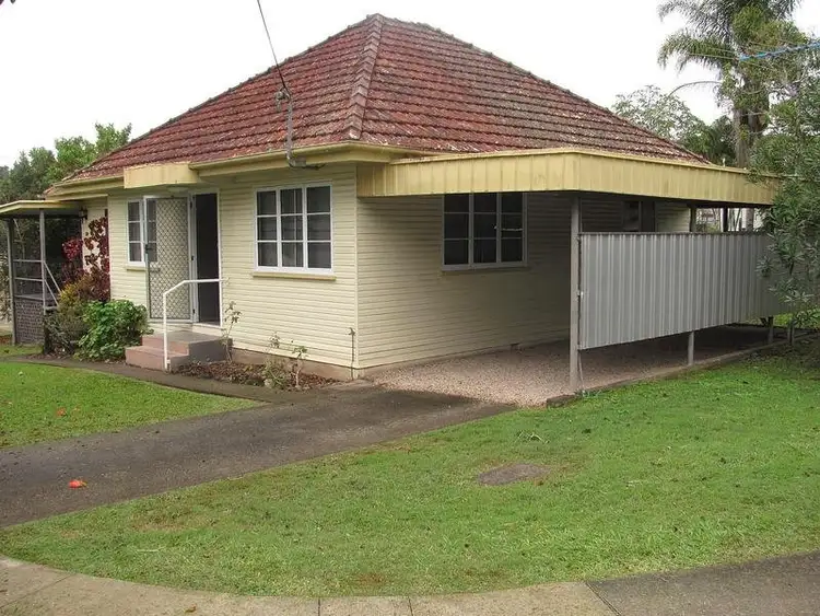 24 Waterfall Road, Nambour QLD 4560