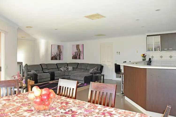 Seventh view of Homely house listing, 4 Opalite Court, Mooroopna VIC 3629