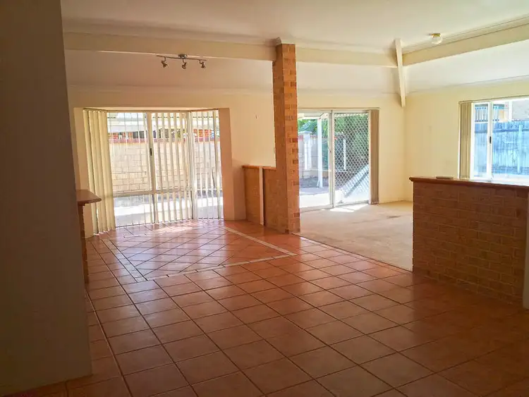 Sixth view of Homely house listing, 10 Abbeville Circle, Mindarie WA 6030