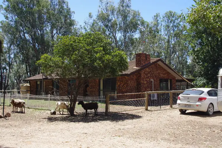 700 Stokes Road, Koonoomoo VIC 3644
