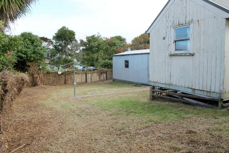 Seventh view of Homely house listing, 1 Tanner Court, Portland VIC 3305