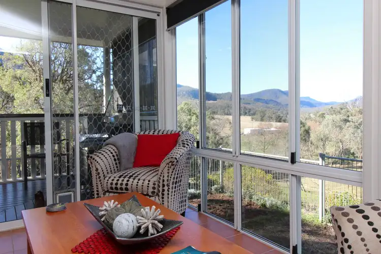 1029 Top Swanfels Rd, Swanfels QLD 4371