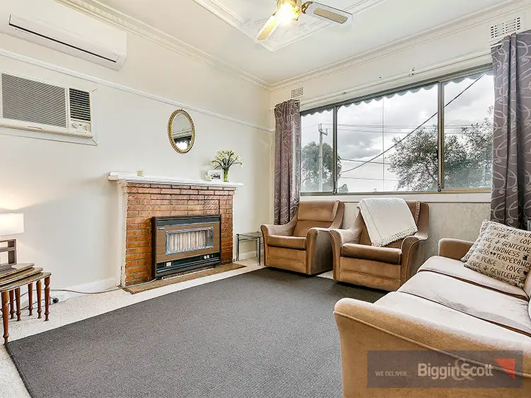 Second view of Homely house listing, 33 Hillside Crescent, Maribyrnong VIC 3032
