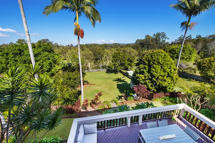 71 Plateau Cres, Carrara QLD 4211