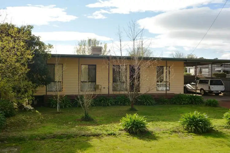 39 Burgh Street, Stawell VIC 3380
