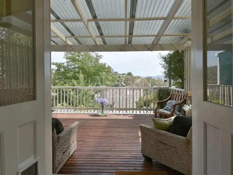4 Fairthorne Road, Trevallyn TAS 7250