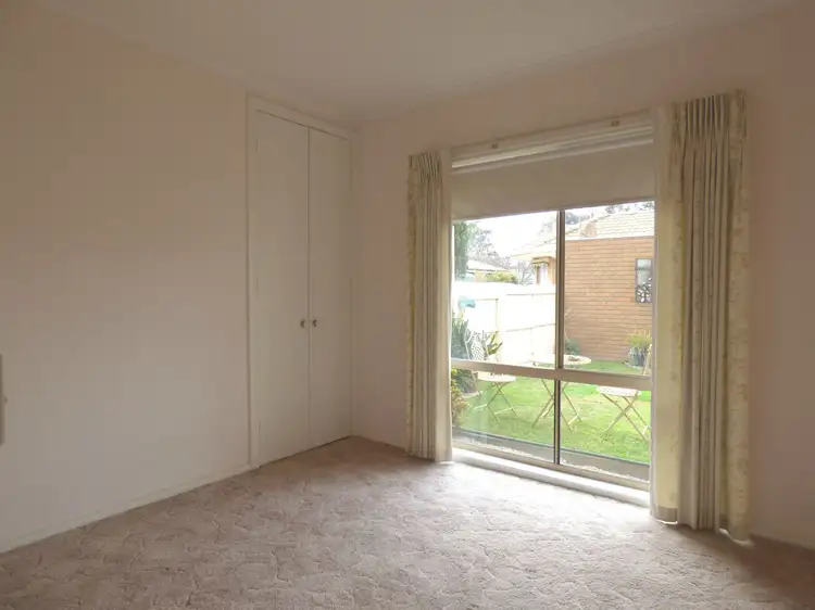 Fifth view of Homely unit listing, Unit 2/16 Statesman Drive, Benalla VIC 3672