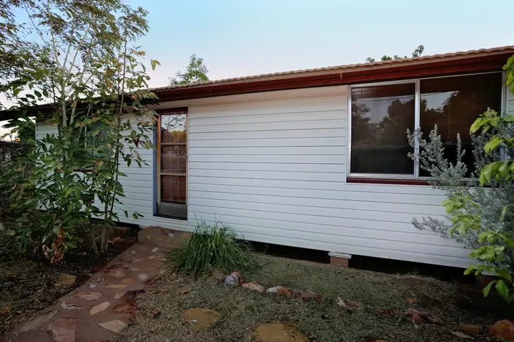 25 Buckley Avenue, Mount Isa QLD 4825