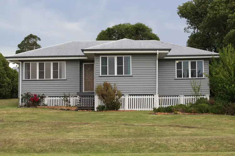 88 Acacia St, Killarney QLD 4373