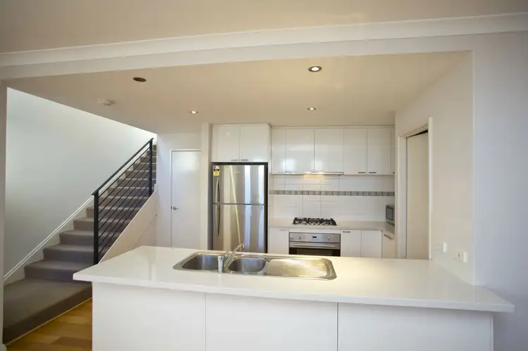 Fourth view of Homely house listing, 2/52 Spinnaker Heights, Yangebup WA 6164