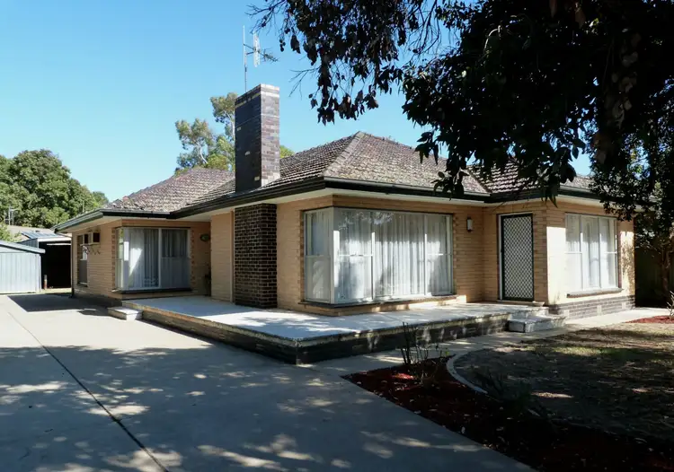 33 Commercial Road, Benalla VIC 3672