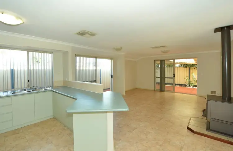 1 Kruger Loop, South Yunderup WA 6208