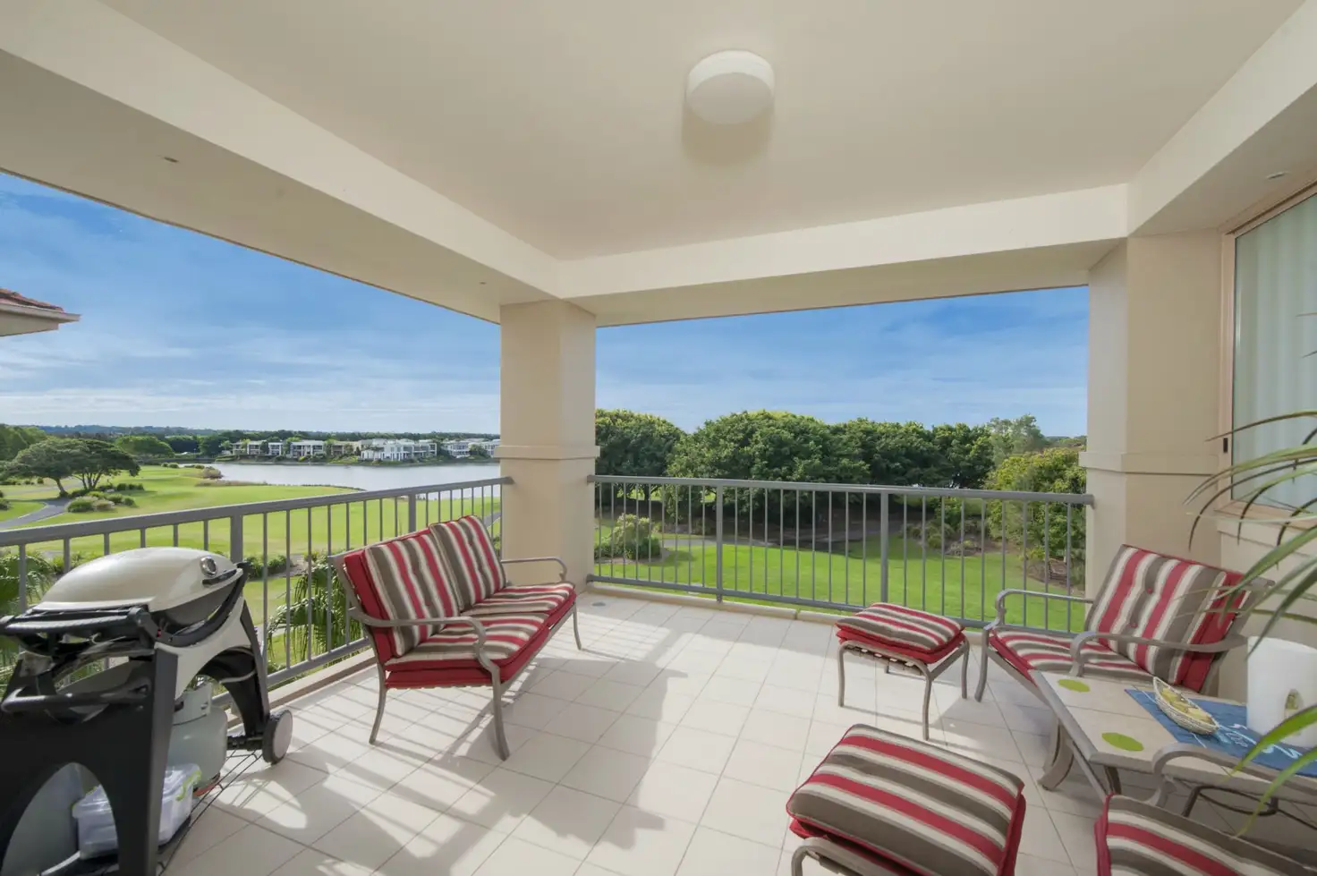 Main view of Homely unit listing, 8438 Magnolia Drive East, Hope Island QLD 4212
