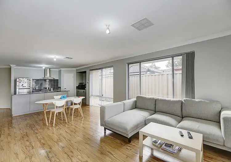 Fifth view of Homely house listing, 21 Bain Square, Forrestfield WA 6058