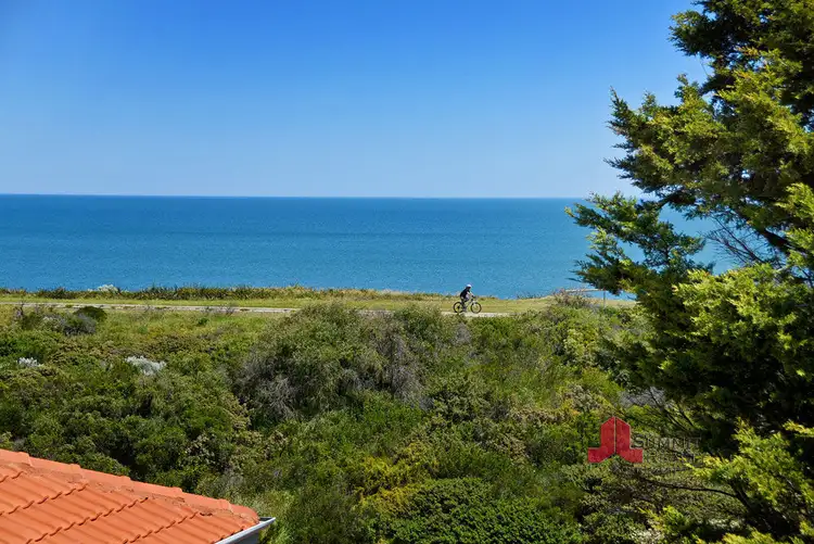Sixth view of Homely house listing, 2/34 Ramillies Street, South Bunbury WA 6230
