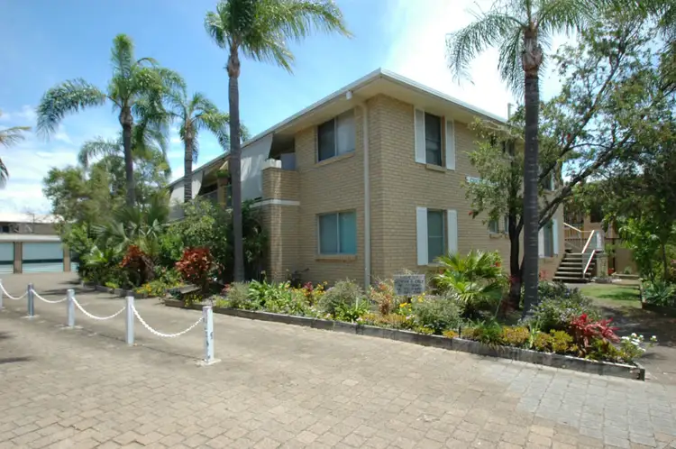 Third view of Homely unit listing, 4/5 Angie Court, Mermaid Waters QLD 4218