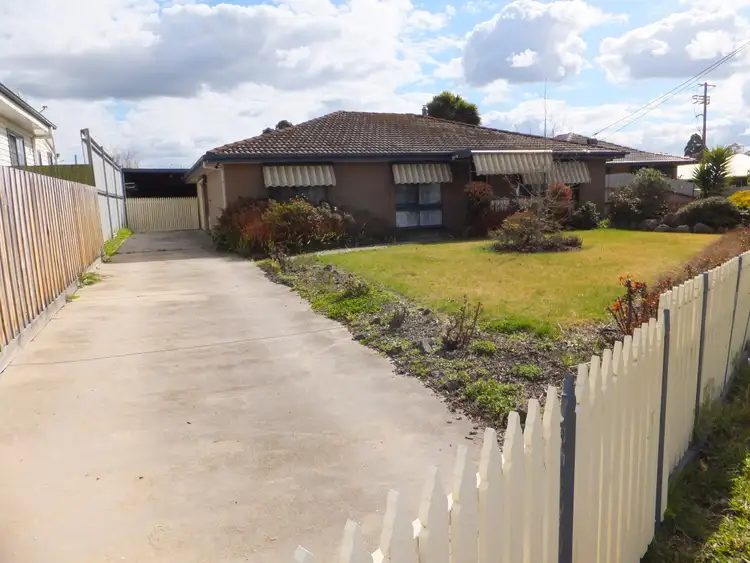 Second view of Homely house listing, 29 Charles Street, Bairnsdale VIC 3875