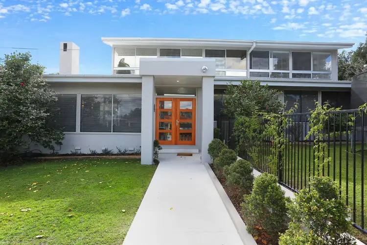 16 Turner Street, Eastern Heights QLD 4305