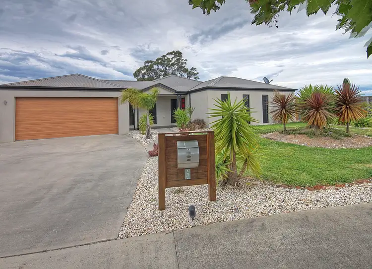 5 Sunset Bvd, Paynesville VIC 3880