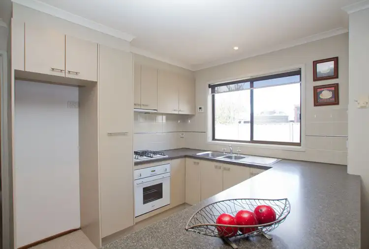 Second view of Homely house listing, 25 Robertson Street, Epsom VIC 3551