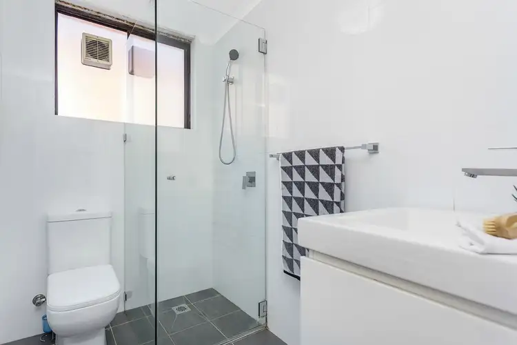Fourth view of Homely unit listing, 4/6 Bank Street, Meadowbank NSW 2114