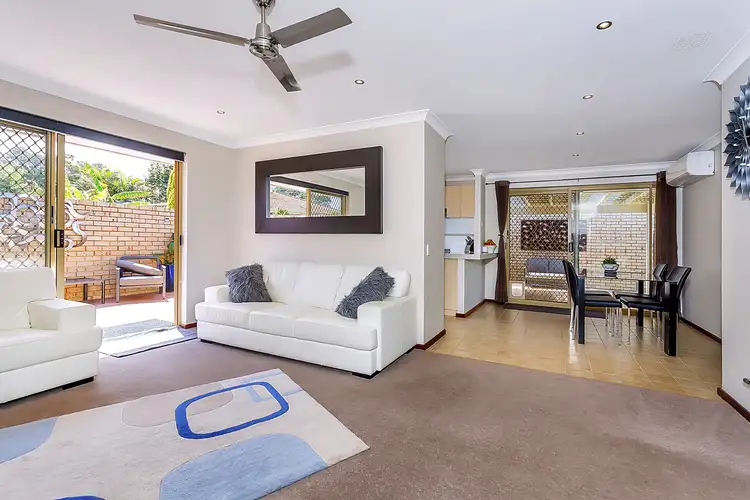 2/92 Murray Rd, Bicton WA 6157