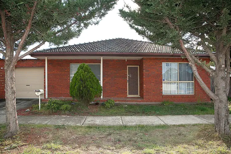2/33 Doherty Street, Deer Park VIC 3023