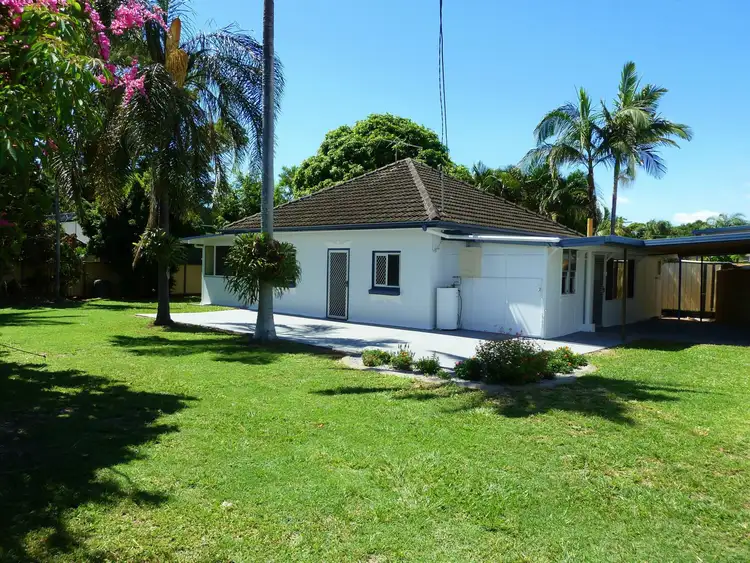 13 Frank Street, Scarborough QLD 4020