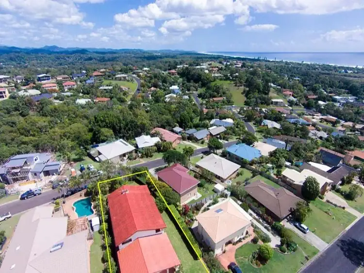 30 Yallakool Drive, Ocean Shores NSW 2483