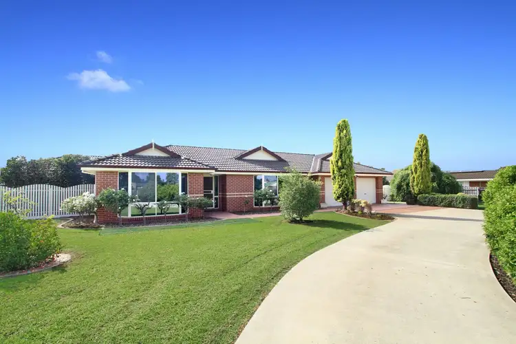 10 Douglas Court, Maffra VIC 3860