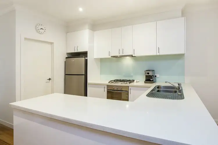 Fifth view of Homely unit listing, 33A Deutscher Street, Avondale Heights VIC 3034