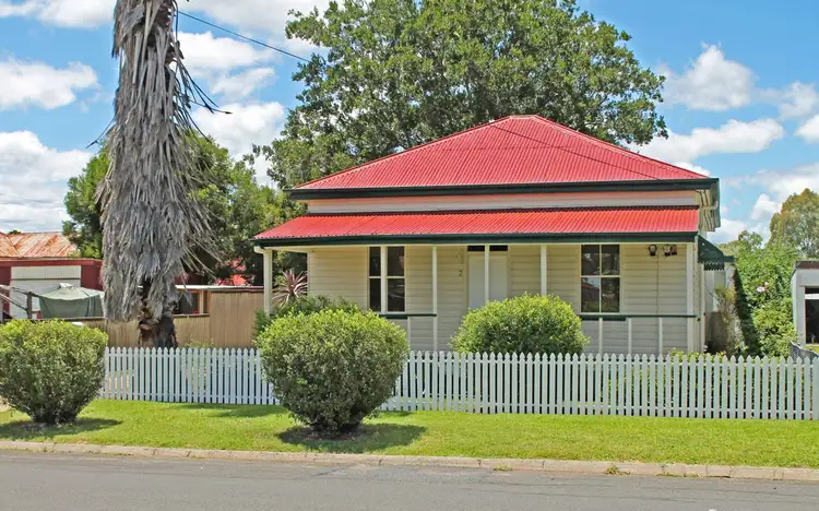 2 McEvoy Street, Warwick QLD 4370