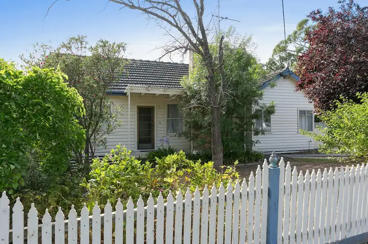 11 Beischer Street, Strathdale VIC 3550