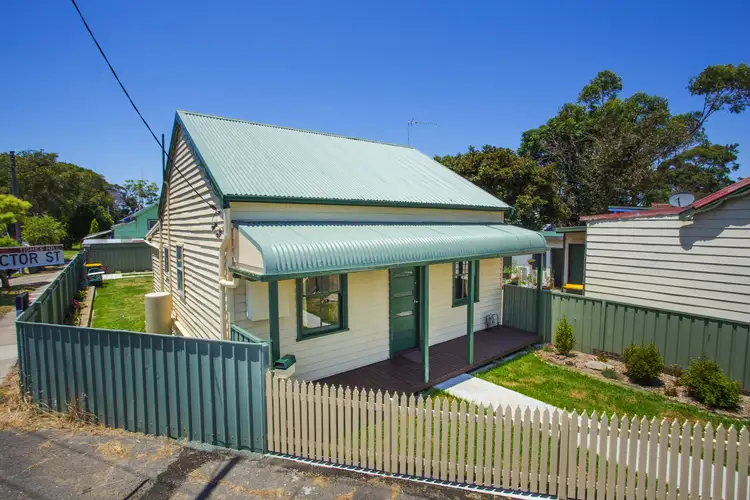 29 Ferndale St, Tighes Hill NSW 2297