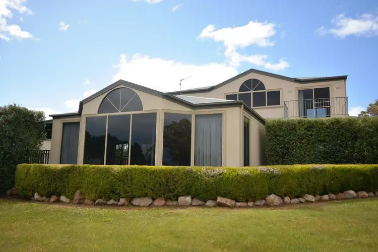 24 London Road, Stawell VIC 3380
