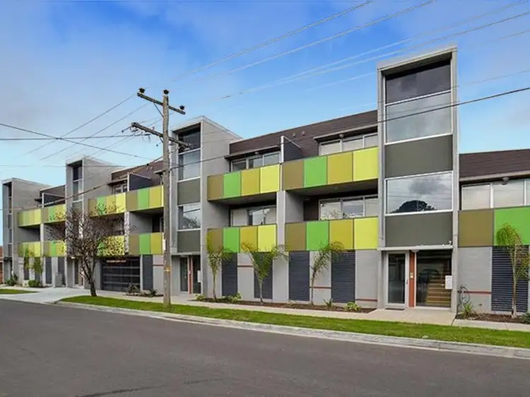 204/1A Highmoor Avenue, Bayswater VIC 3153