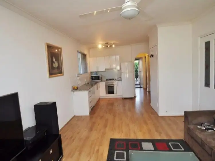 Fifth view of Homely semi-detached listing, 162B St Kilda Road, Rivervale WA 6103