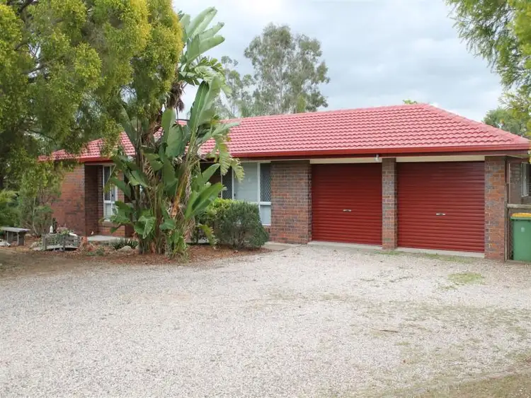 4 Eucalyptus Place, Walloon QLD 4306